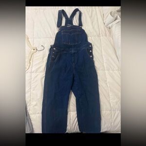 Women’s overalls size medium